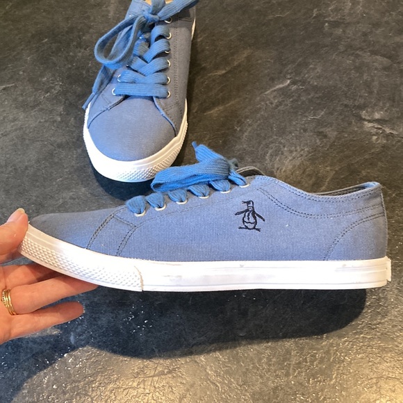 Men Penguin blue low top flat athletic shoes size 8 - Picture 4 of 11